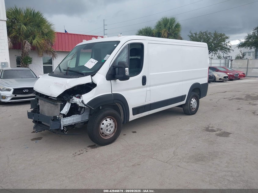 Vin: 3c6lrvvg1pe598744, lot: 43440767, ram promaster 2500 low roof 136 wb 20232