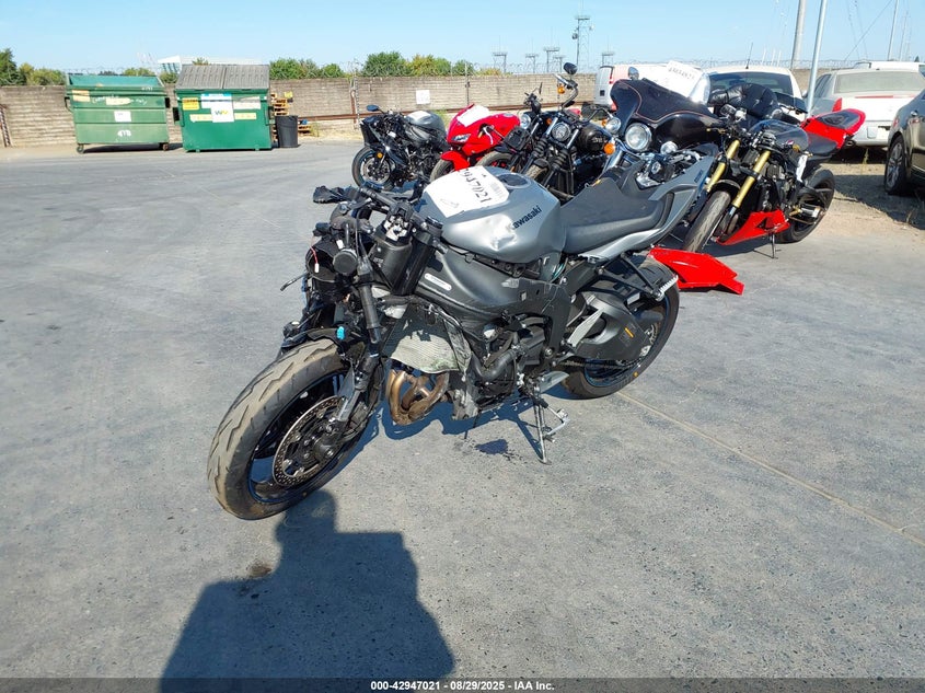 JKBZXJJ19SA024929 2025 KAWASAKI ZX photo no. 14