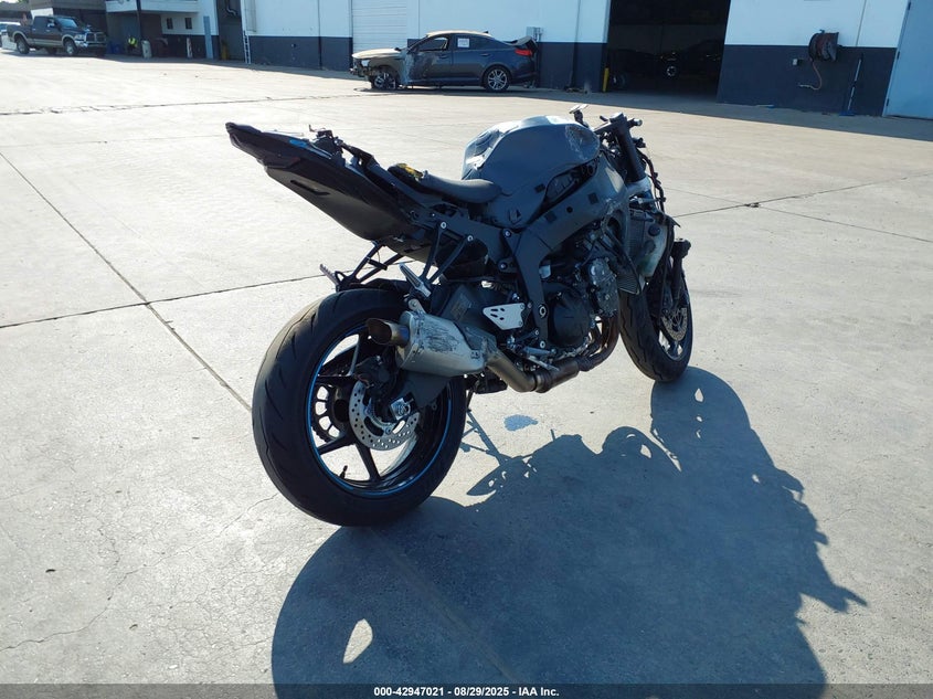 JKBZXJJ19SA024929 2025 KAWASAKI ZX photo no. 16