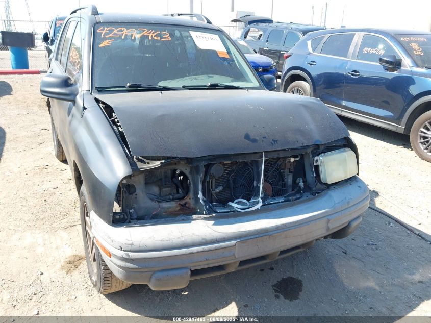 2003 Chevrolet Tracker Hard Top Base VIN: 2CNBJ134136942947 Lot: 42947463