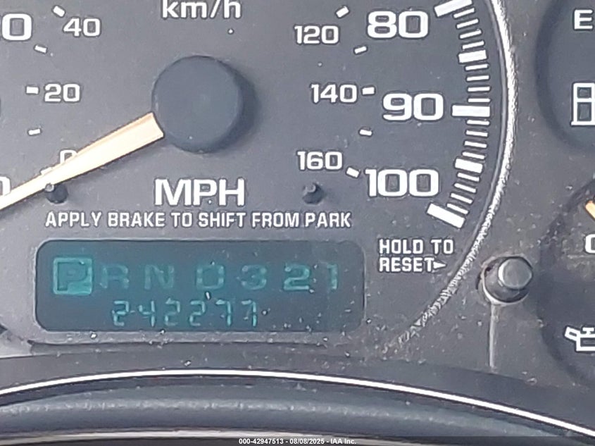 2002 Chevrolet Silverado 1500 Ls VIN: 2GCEC19V521215835 Lot: 42947513