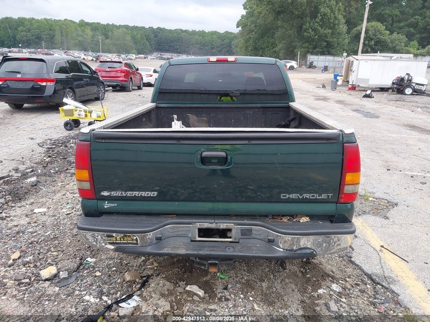 2002 Chevrolet Silverado 1500 Ls VIN: 2GCEC19V521215835 Lot: 42947513