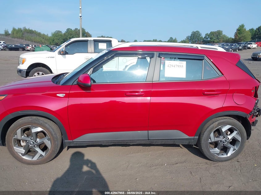 2022 HYUNDAI VENUE SEL - KMHRC8A36NU158893