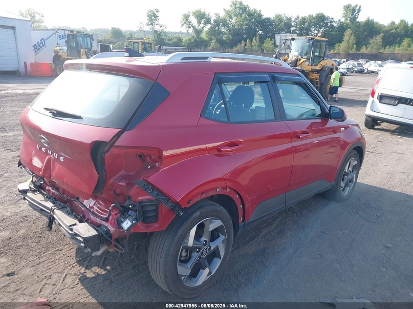 2022 HYUNDAI VENUE SEL - KMHRC8A36NU158893
