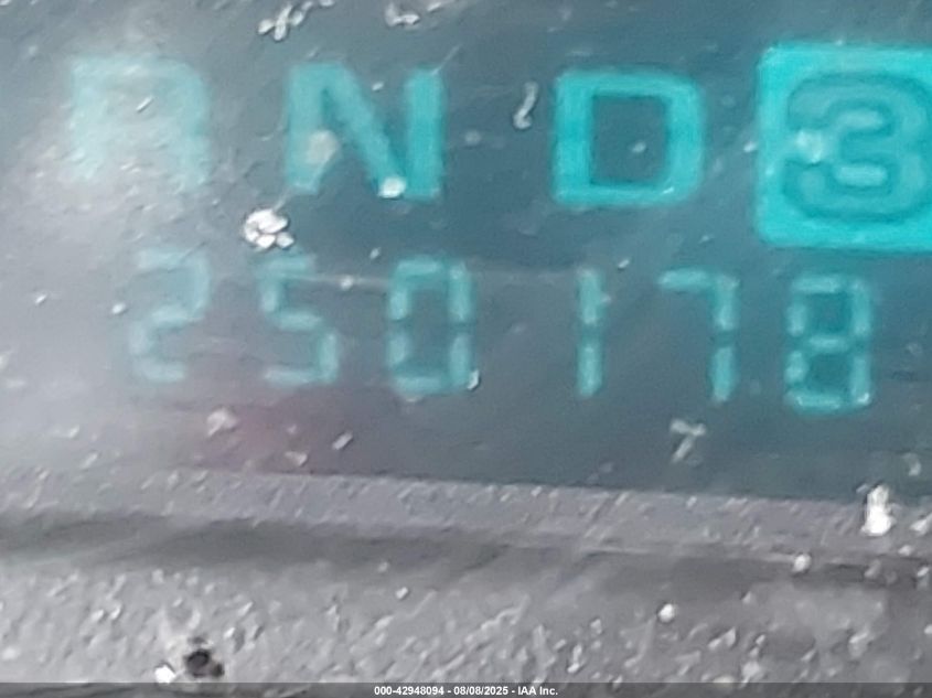 2002 GMC Yukon Slt VIN: 1GKEC13ZV2R245306 Lot: 42948094