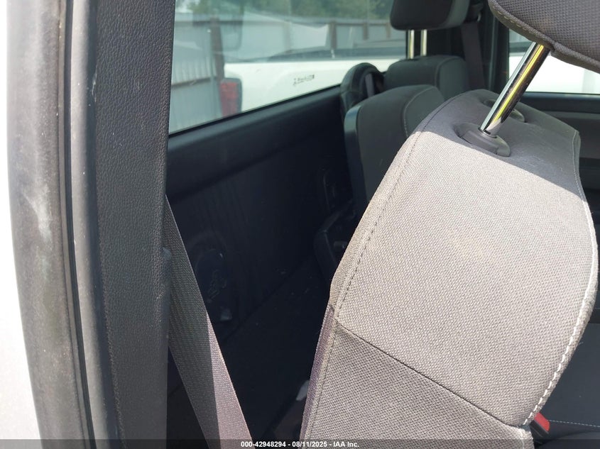 2016 Chevrolet Silverado 3500Hd Chassis Wt VIN: 1GB3KYCG4GF101553 Lot: 42948294