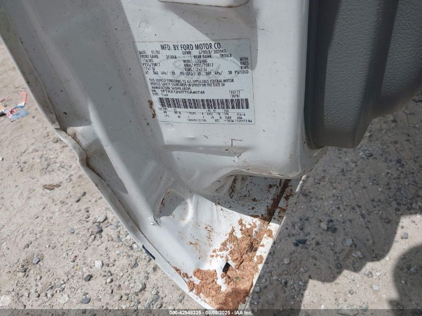 2007 Ford F-150 Stx/Xl/Xlt VIN: 1FTRX12W77NA40745 Lot: 42948325