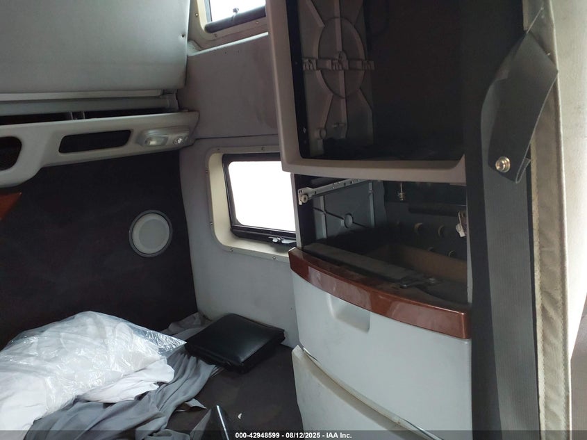 2010 Volvo Vn Vnl VIN: 4V4NC9EJ6AN291910 Lot: 42948599