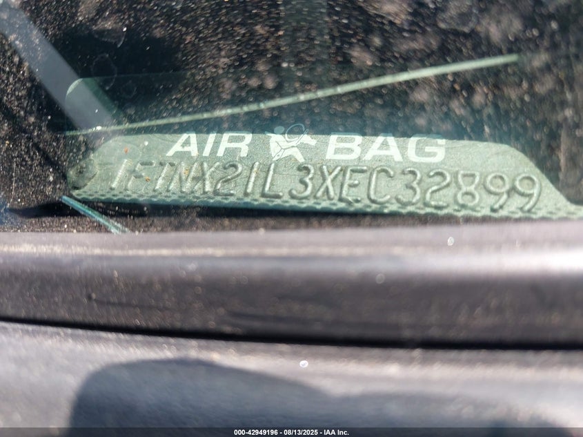 1999 Ford F-250 Lariat/Xl/Xlt VIN: 1FTNX21L3XEC32899 Lot: 42949196