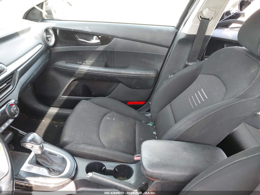 2019 KIA FORTE S - 3KPF34AD5KE024735