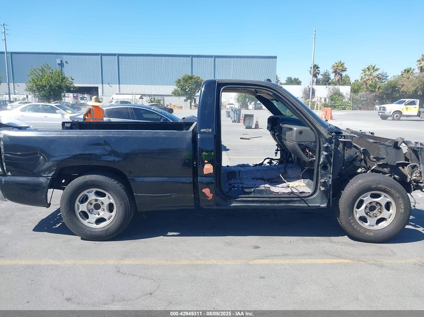 2004 Chevrolet Silverado 1500 Ls VIN: 1GCEC14V74Z121800 Lot: 42949311
