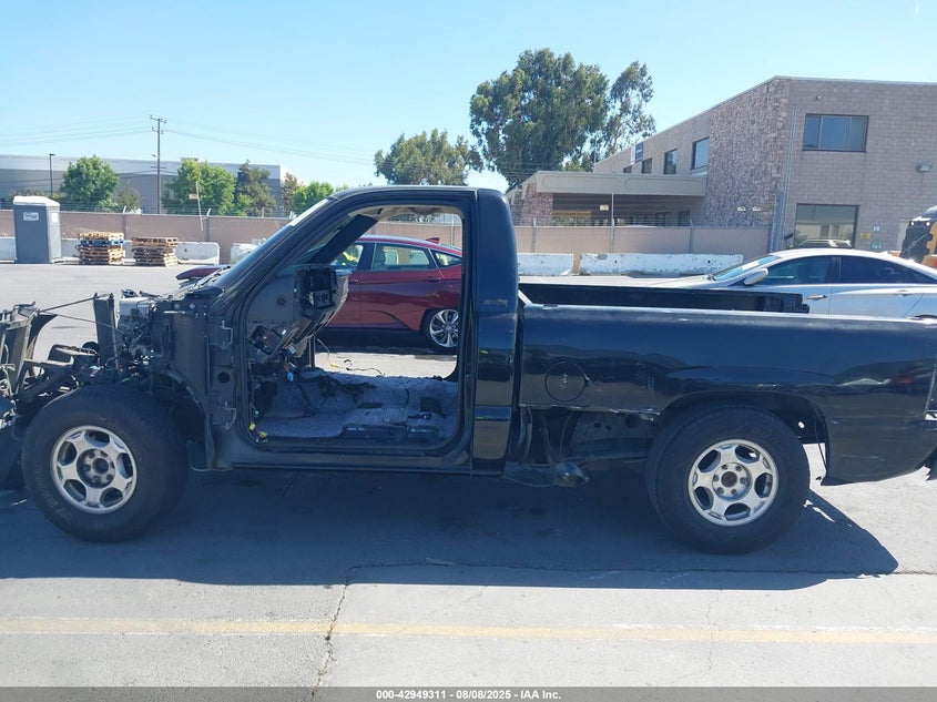 2004 Chevrolet Silverado 1500 Ls VIN: 1GCEC14V74Z121800 Lot: 42949311