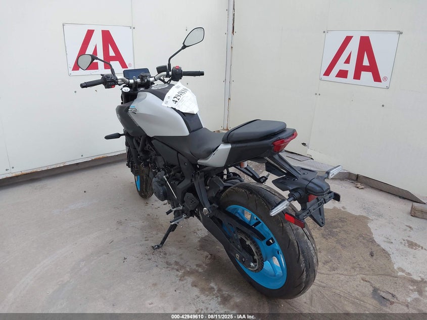 2025 YAMAHA MTN690 - JYARM48E9SA000588