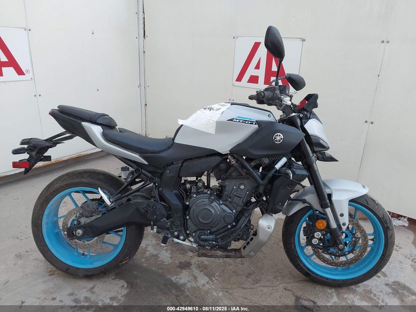 2025 YAMAHA MTN690 - JYARM48E9SA000588