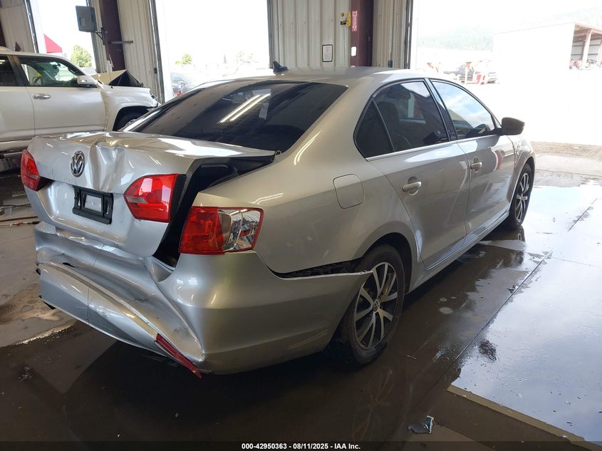 2014 VOLKSWAGEN JETTA 1.8T SE - 3VWD07AJ9EM433612