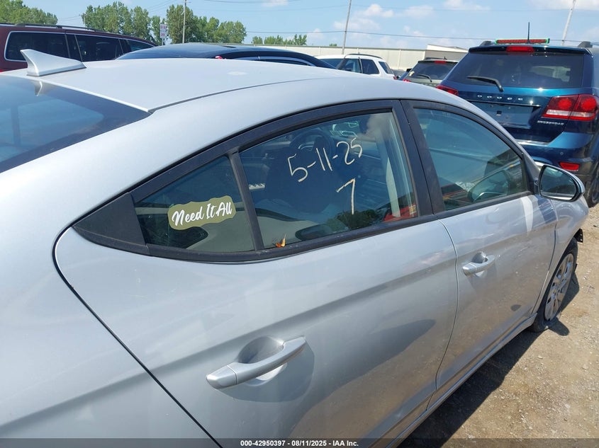 2017 HYUNDAI ELANTRA SE - KMHD74LF6HU095345