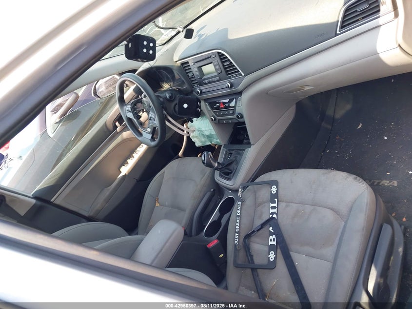2017 HYUNDAI ELANTRA SE - KMHD74LF6HU095345