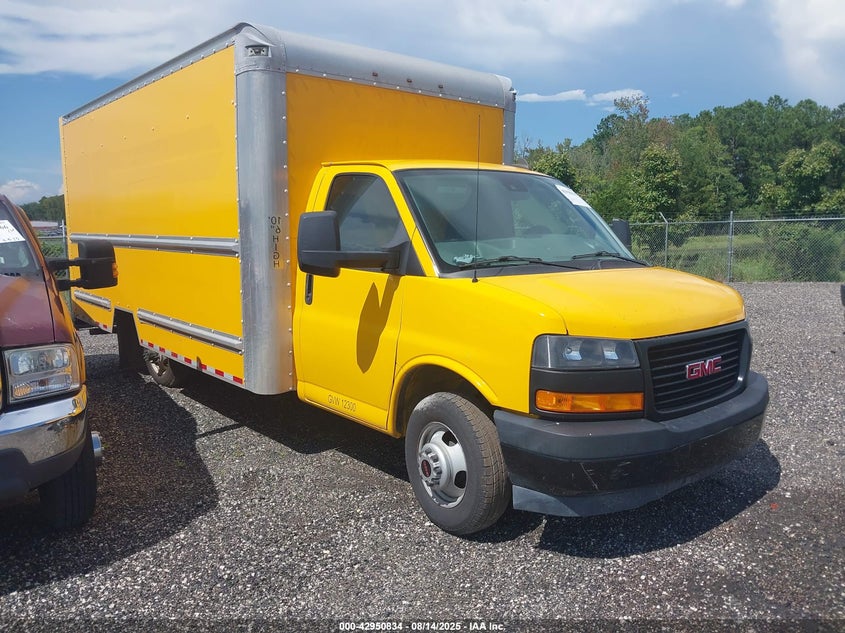 2019 GMC Savana Cutaway Work Van yellow other flexible 7GZ37TCG9KN007461 photo #1