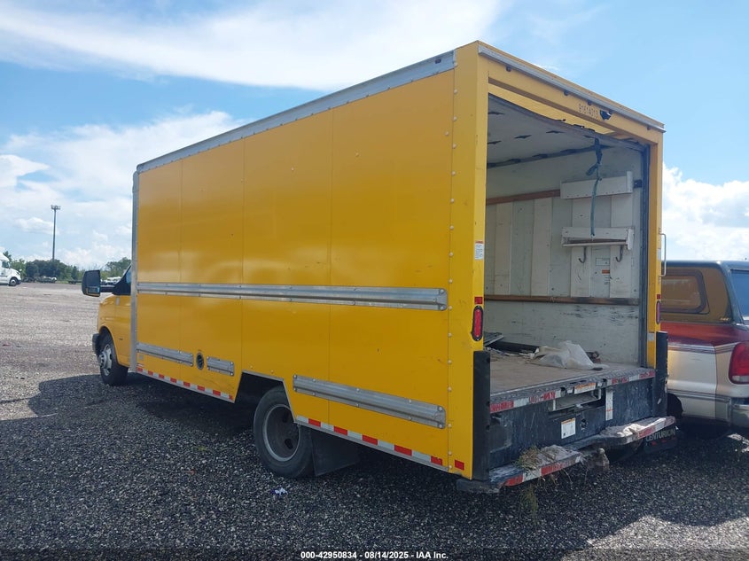 2019 GMC Savana Cutaway Work Van yellow other flexible 7GZ37TCG9KN007461 photo #4