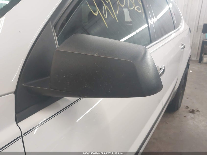 2017 Chevrolet Traverse Ls VIN: 1GNKRFED9HJ347398 Lot: 42950864