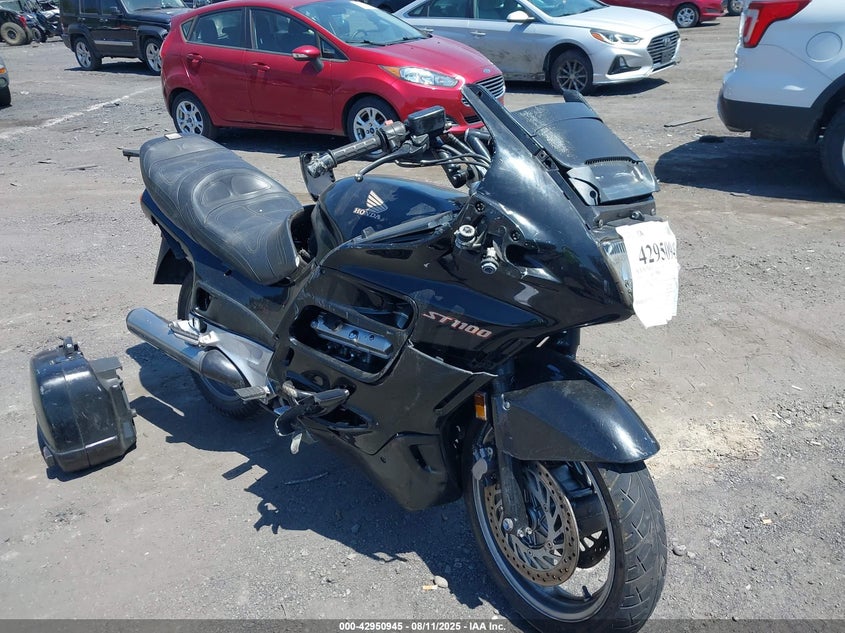 JH2SC2604WM800103 HONDA ST1100 Photo 1