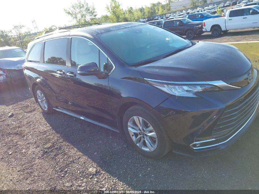 2025 Toyota Sienna - 5TDZSKFC1SS172228