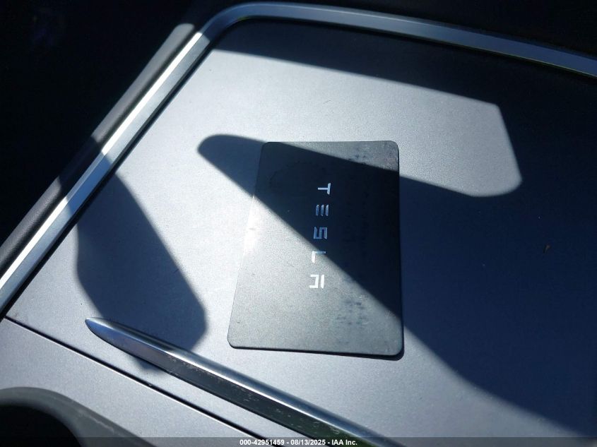 2024 Tesla Model Y Long Range Dual Motor All-Wheel Drive VIN: 7SAYGDEE5RF016223 Lot: 42951459