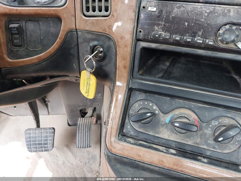 2015 International Prostar VIN: 1HSDJAPR2FH638339 Lot: 42951586