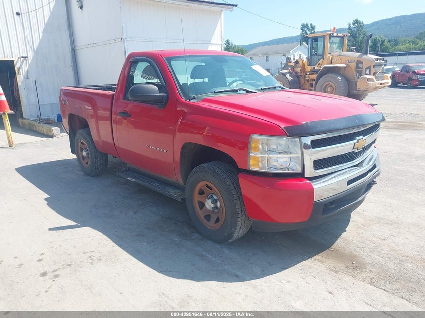 1GCNKPEA2BZ179831 2011 Chevrolet Silverado 1500 Work Truck auction photo 1