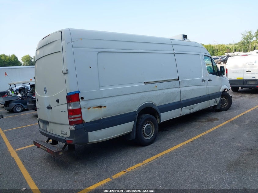 WDYPE8DD9GP362619 2016   photo no. 4