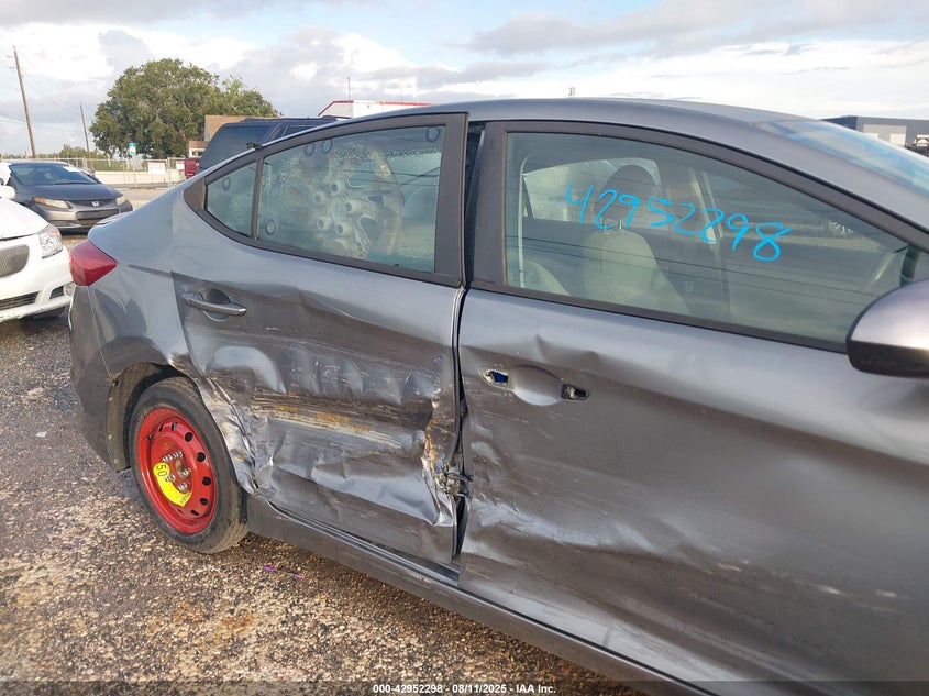 2017 HYUNDAI ELANTRA SE - KMHD74LF3HU074968