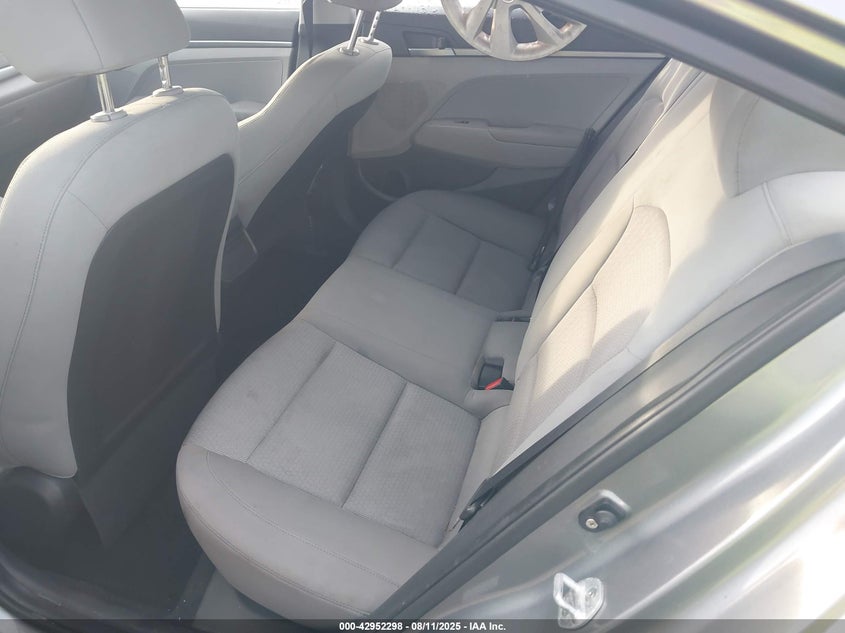 2017 HYUNDAI ELANTRA SE - KMHD74LF3HU074968