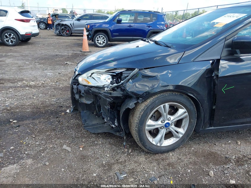 2012 Ford Focus Se VIN: 1FAHP3F22CL421400 Lot: 42952474