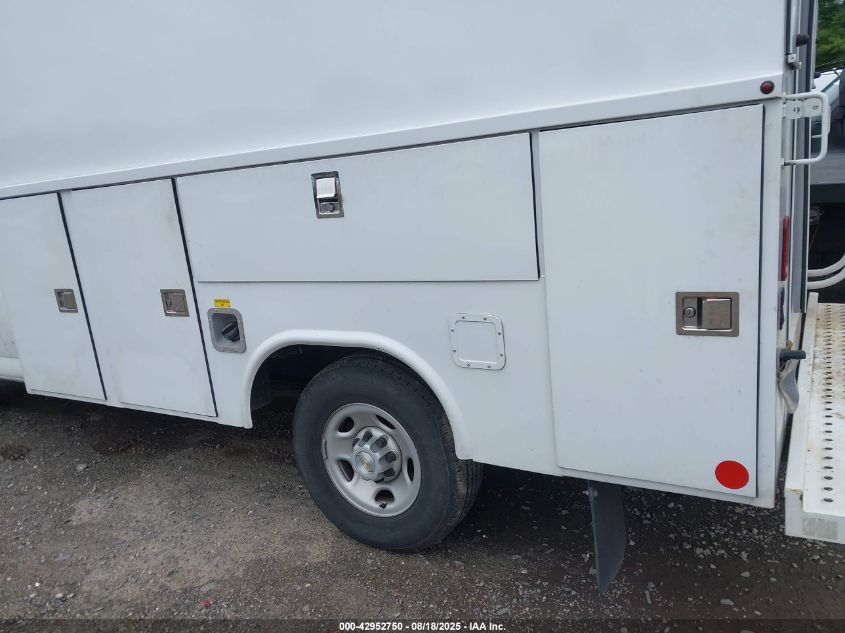 2023 Chevrolet Express Cutaway Work Van VIN: 1GB0GRFP7P1196774 Lot: 42952750