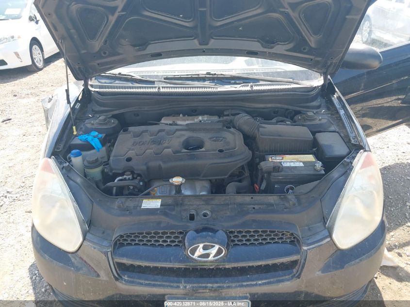 2008 Hyundai Accent Gs VIN: KMHCM36C18U101973 Lot: 42952871