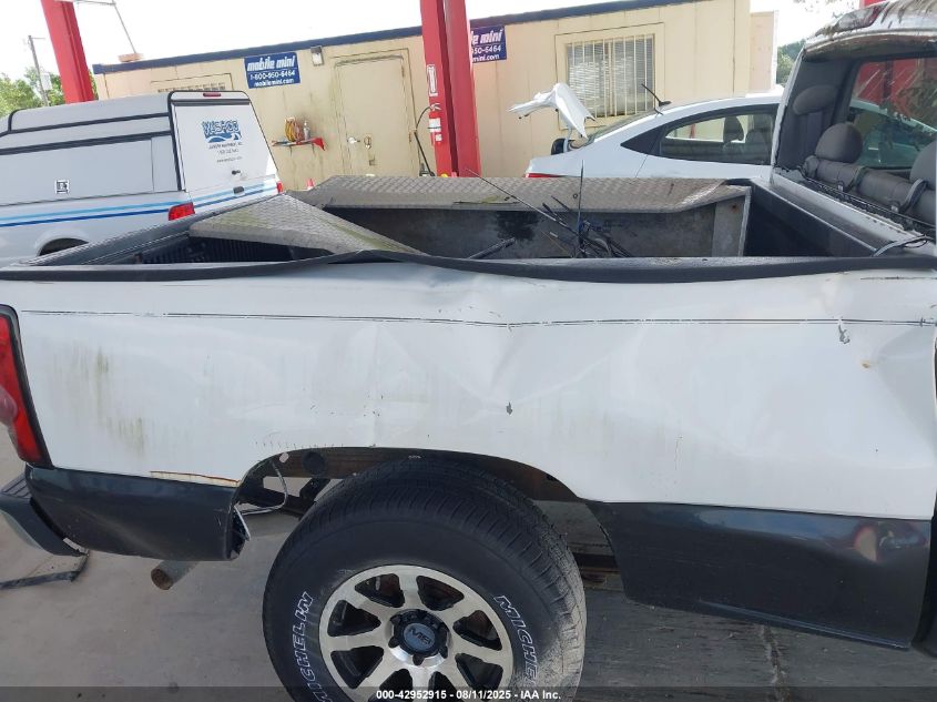 2005 Chevrolet Silverado 1500 Ls VIN: 1GCEC19T85Z256762 Lot: 42952915