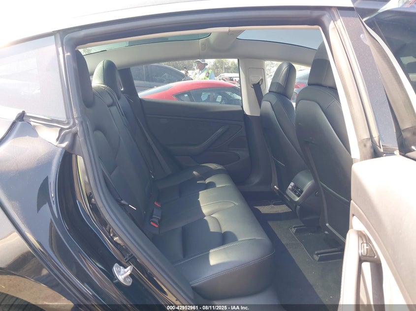 5YJ3E1EA3JF123123 2018 Tesla Model 3 Long Range mid Range Other