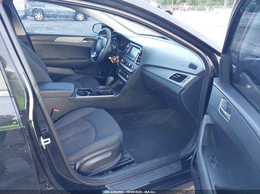 2019 HYUNDAI SONATA SE - 5NPE24AF5KH744533