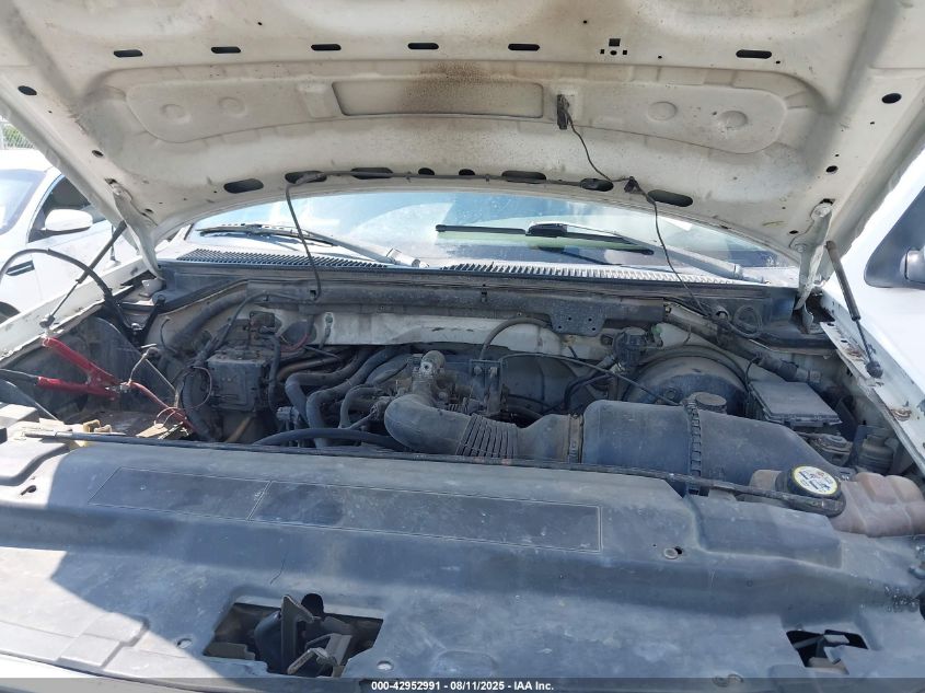 2003 Ford F-150 Xl/Xlt VIN: 1FTRX17203NA45592 Lot: 42952991