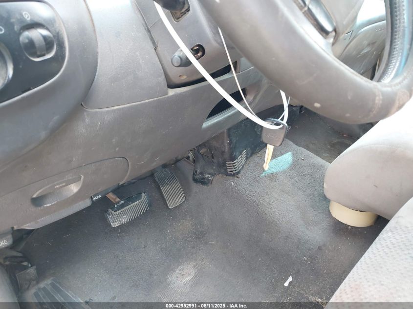 2003 Ford F-150 Xl/Xlt VIN: 1FTRX17203NA45592 Lot: 42952991