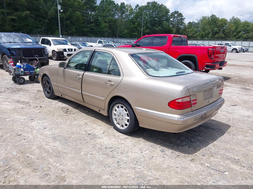 2000 Mercedes-Benz E 320