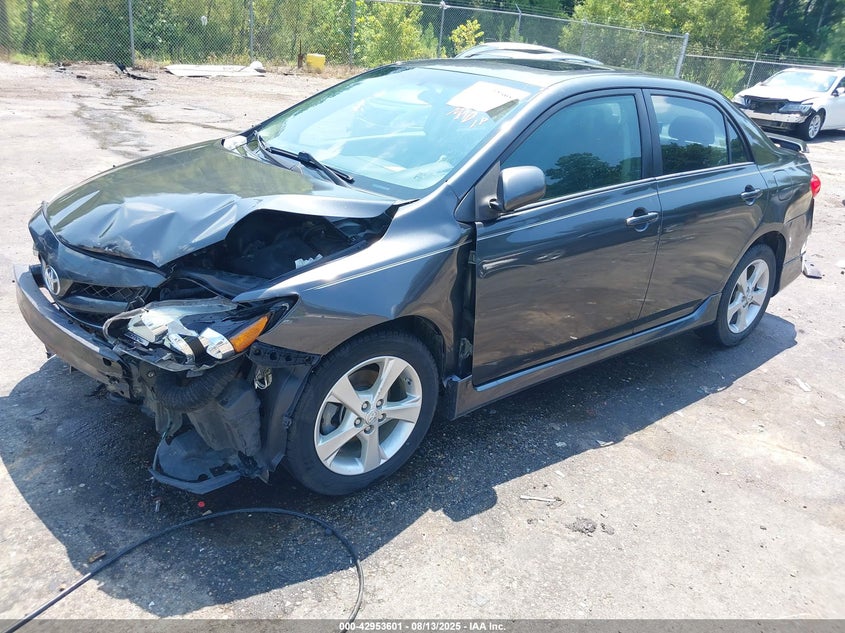 2T1BU4EE4BC593704 2011 TOYOTA COROLLA photo no. 2