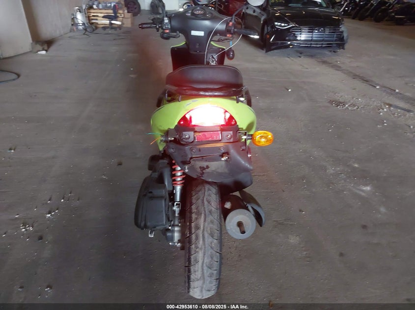 VIN LC2U6A026NC000627 2022 KYMCO USA INC AGILITY 50