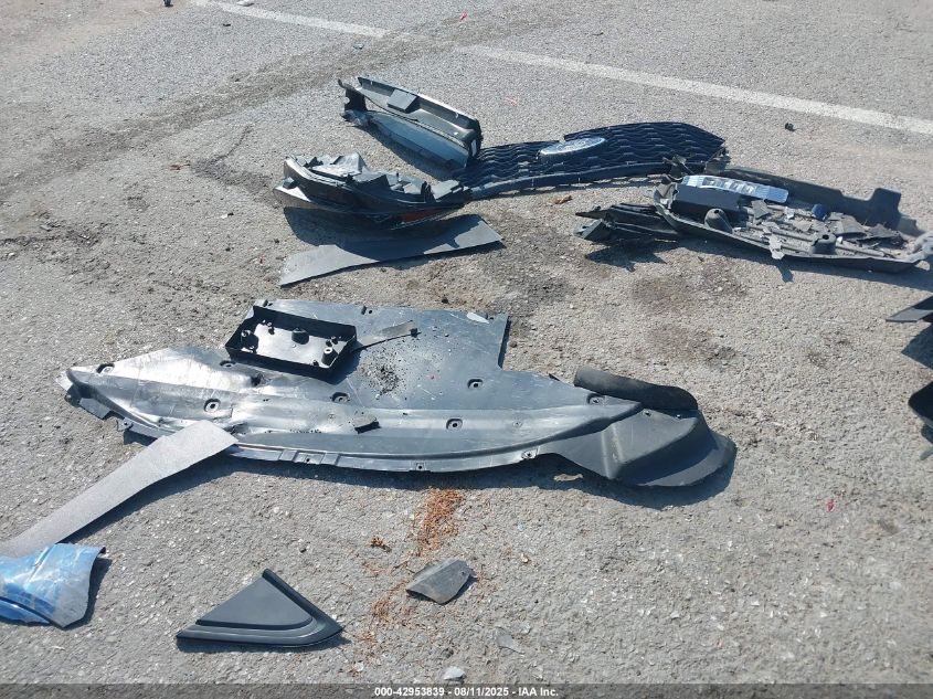 2017 Ford Edge Se VIN: 2FMPK4G97HBC68067 Lot: 42953839