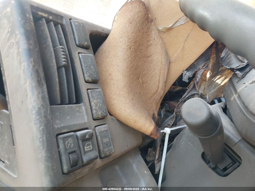 2015 Isuzu Npr Hd Reg VIN: 54DC4W1B7FS808102 Lot: 42954222