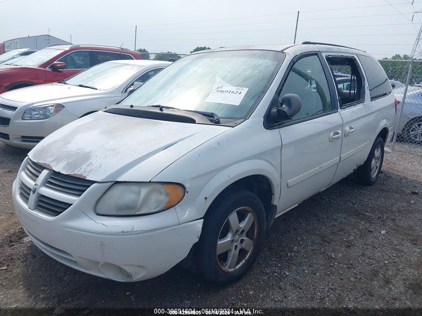 2D4GP44L65R112100 2005 DODGE CARAVAN photo no. 2