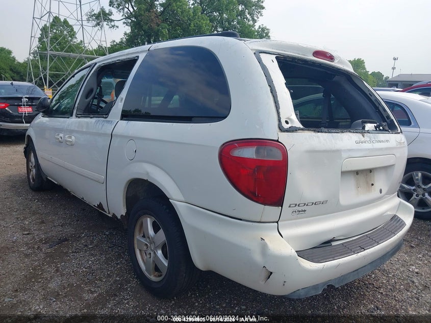 2D4GP44L65R112100 2005 DODGE CARAVAN photo no. 3