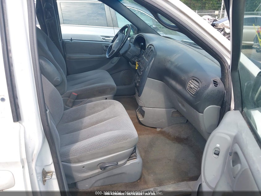 2D4GP44L65R112100 2005 DODGE CARAVAN photo no. 5