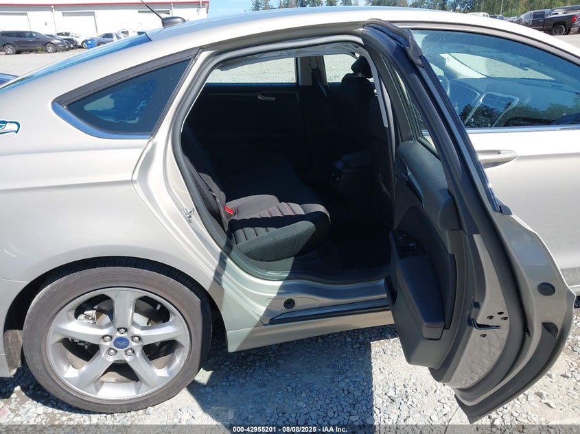 2015 Ford Fusion Se VIN: 3FA6P0H78FR196100 Lot: 42955201