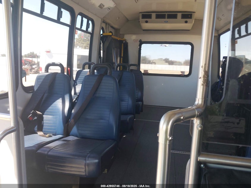 2013 Ford E-450 Cutaway VIN: 1FDFE4FS5DDA05877 Lot: 42955746